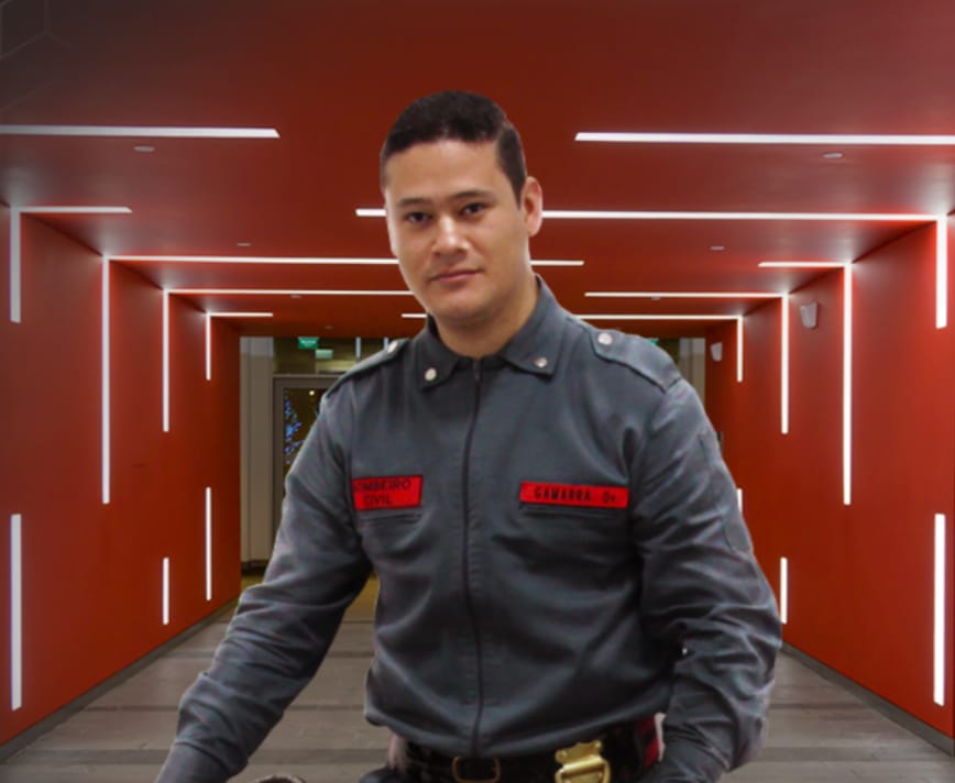 Imagem de um bombeiro